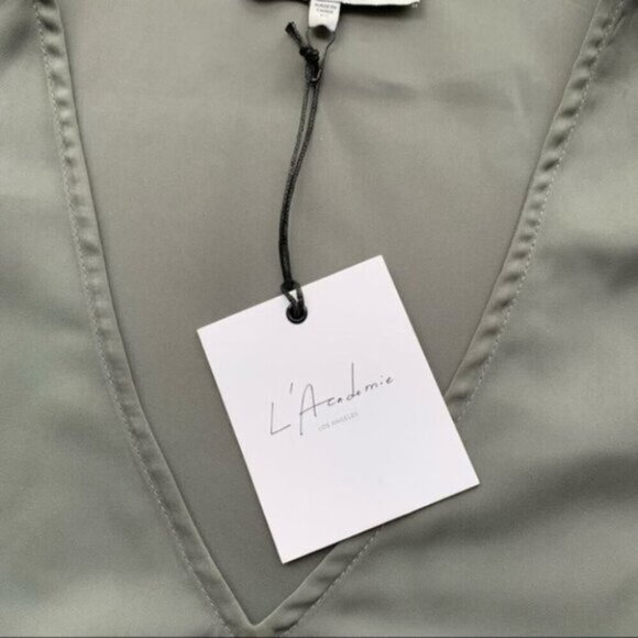 Revolve L'Academie Maya Blouse Olive Green V-Neck Long Sleeve Size XS - Picture 8 of 14